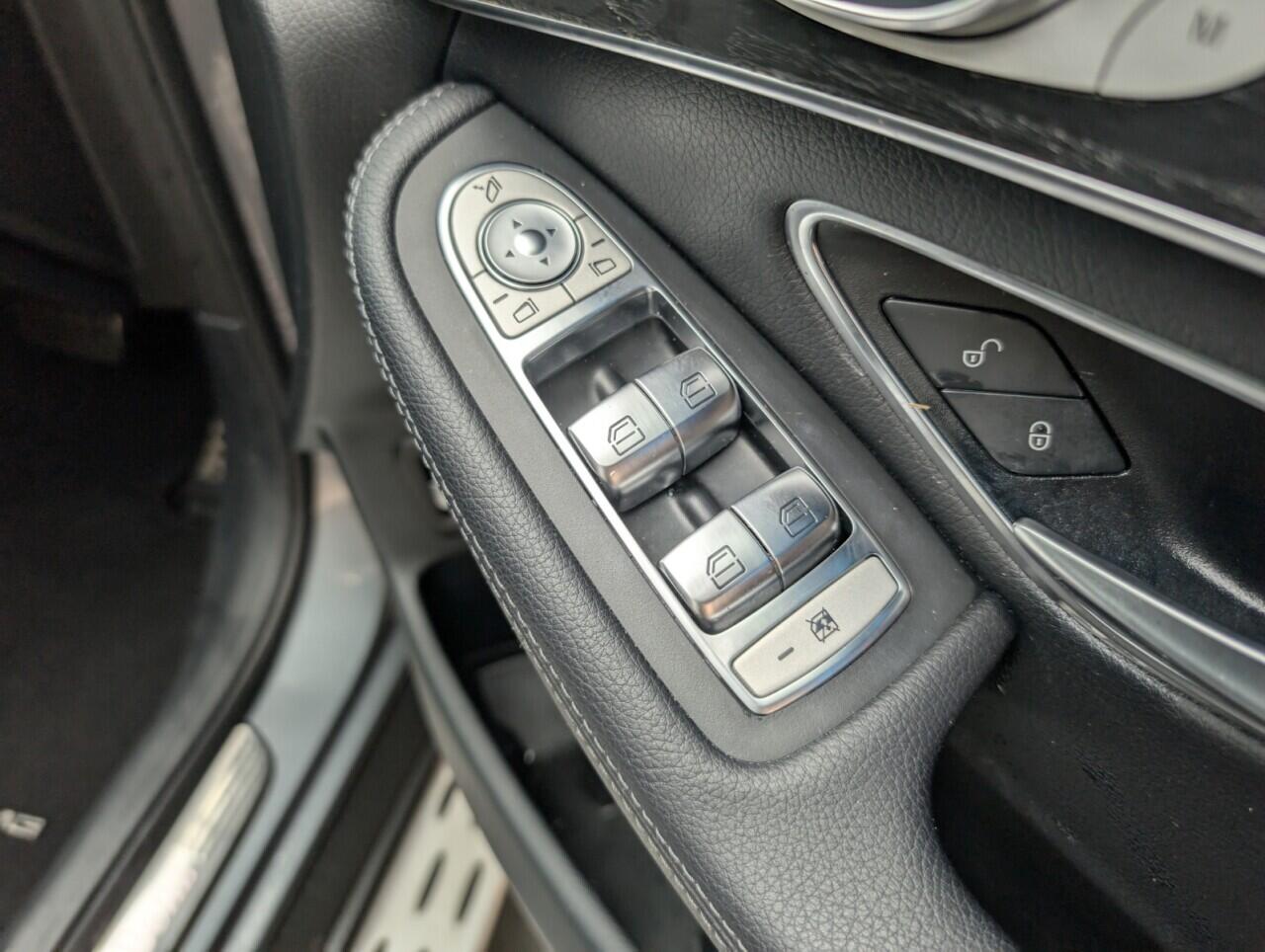 Used Mercedes-Benz GLC 2018 for sale - 76913400: Photo 21