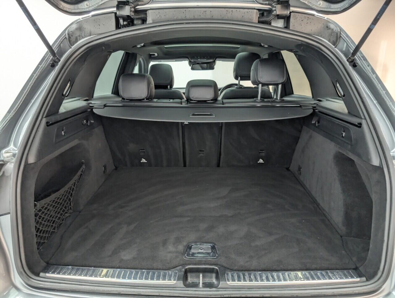 Used Mercedes-Benz GLC 2018 for sale - 76913400: Photo 27