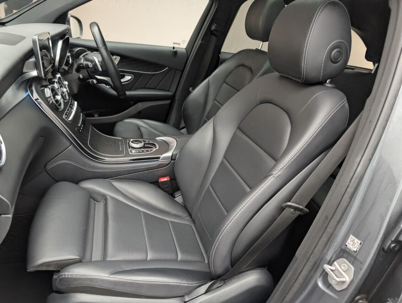 Used Mercedes-Benz GLC 2018 for sale - 76913400: Photo 29