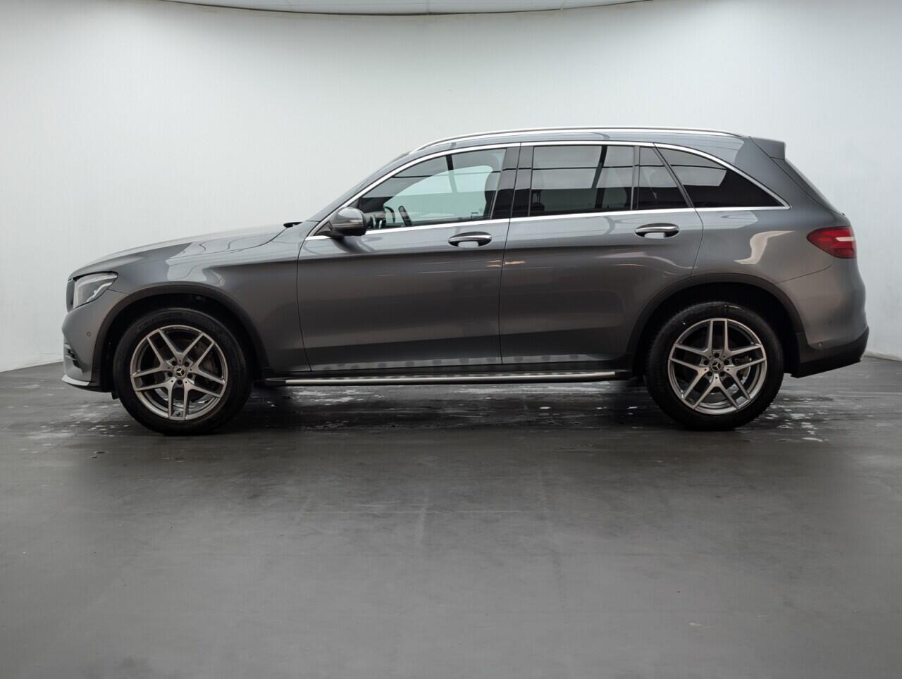 Used Mercedes-Benz GLC 2018 for sale - 76913400: Photo 5