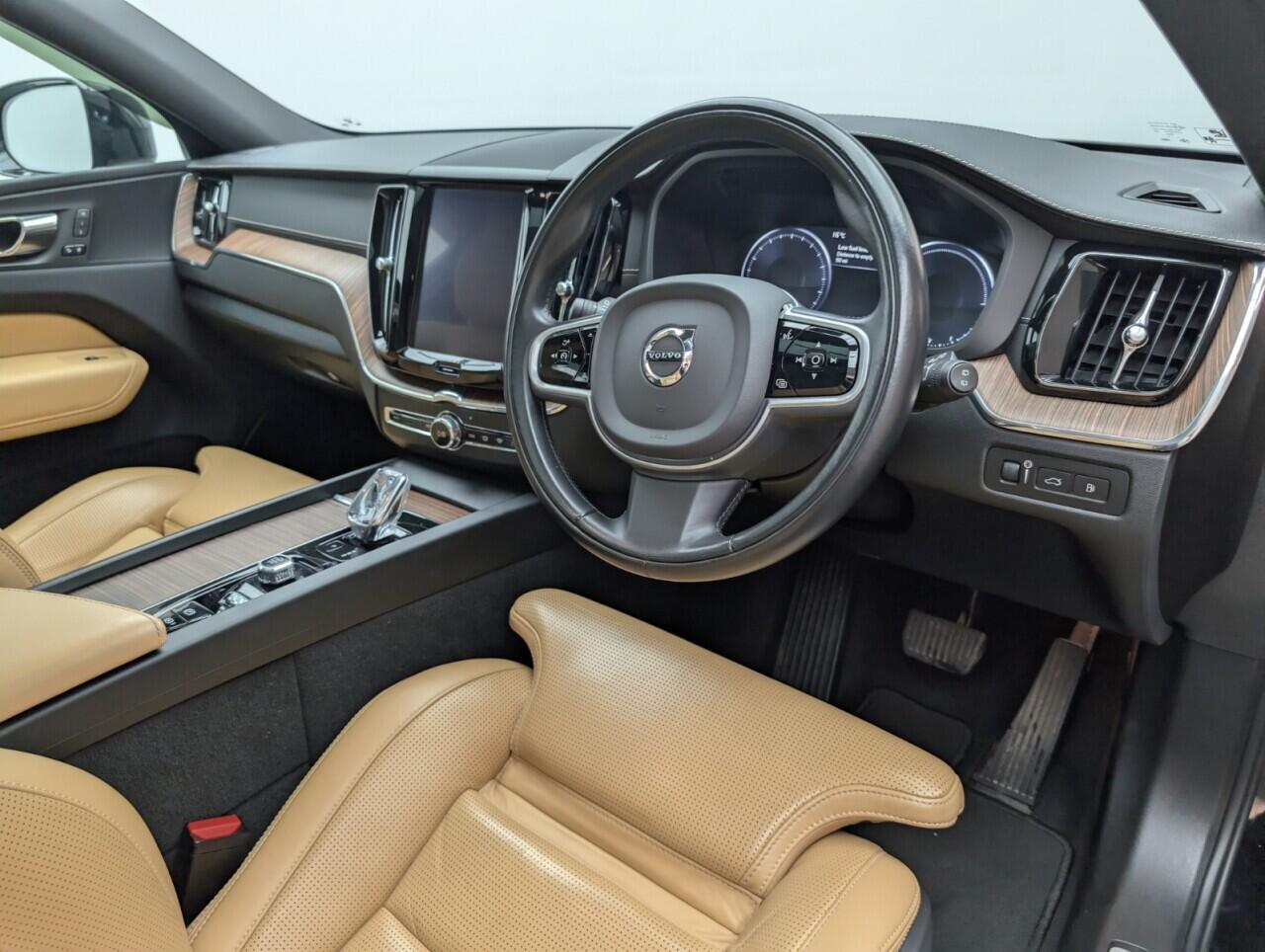 Used Volvo XC60 2019 for sale - 76424395: Photo 11