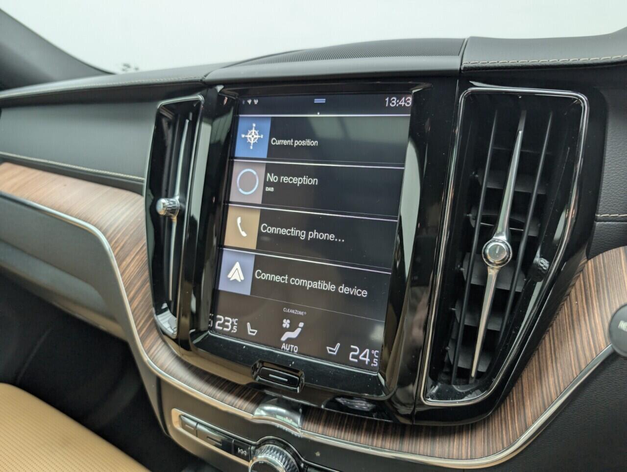 Used Volvo XC60 2019 for sale - 76424395: Photo 13