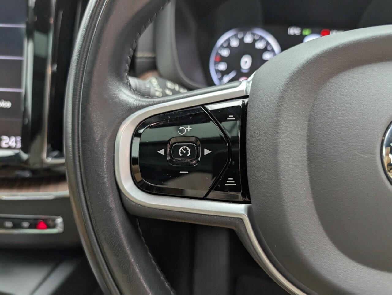 Used Volvo XC60 2019 for sale - 76424395: Photo 17