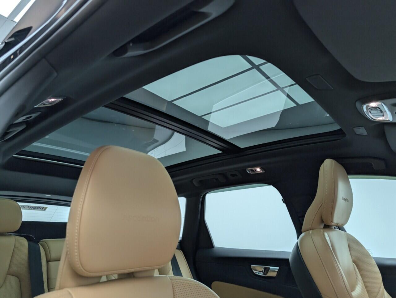 Used Volvo XC60 2019 for sale - 76424395: Photo 23