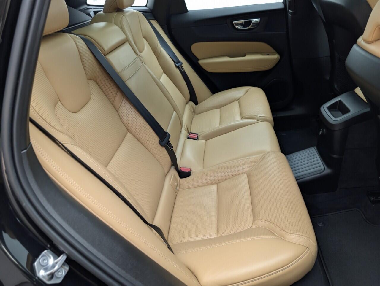 Used Volvo XC60 2019 for sale - 76424395: Photo 25