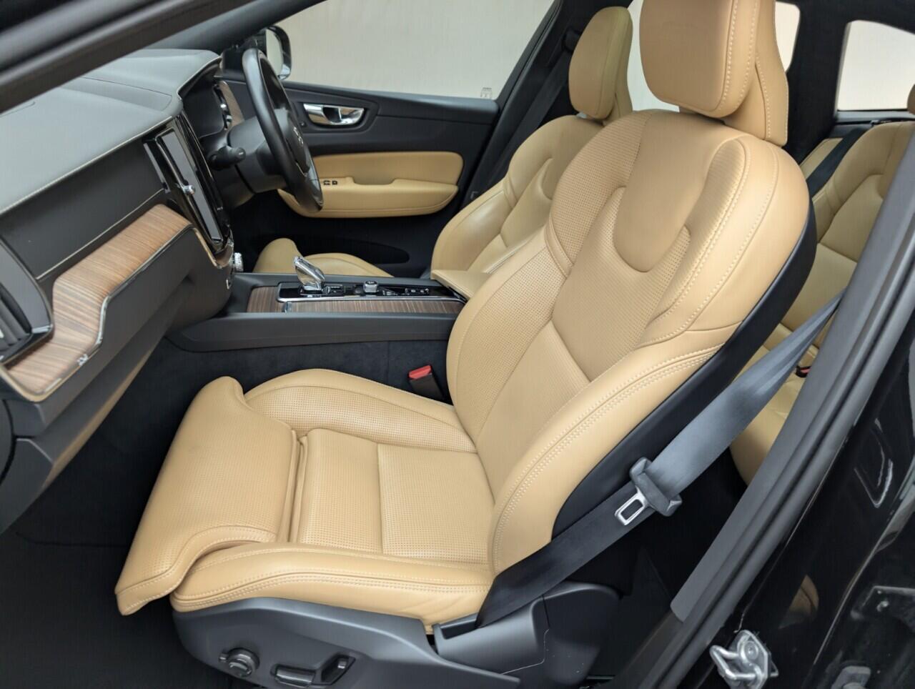 Used Volvo XC60 2019 for sale - 76424395: Photo 28