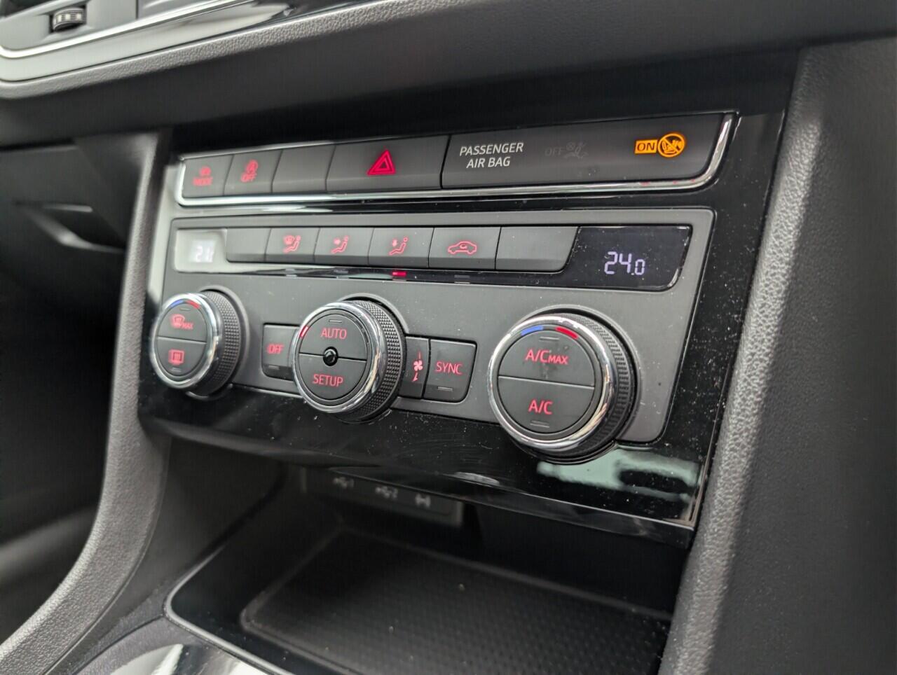 Used SEAT Leon 2017 for sale - 76425386: Photo 26