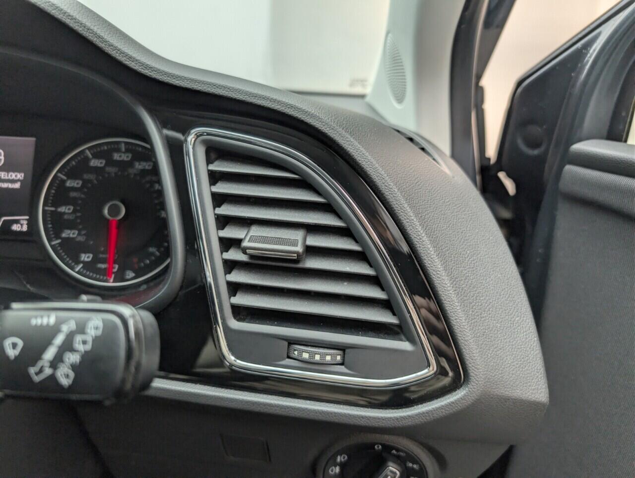 Used SEAT Leon 2017 for sale - 76425386: Photo 31