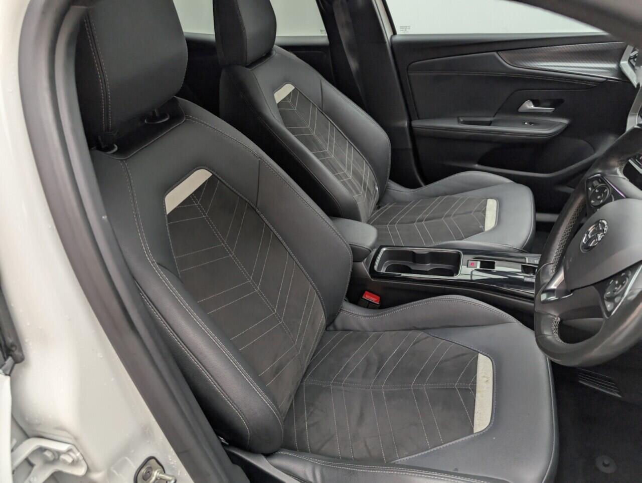 Used Vauxhall Mokka Electric 2023 for sale - 76424435: Photo 12