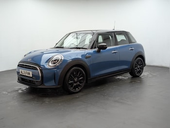 Used MINI Hatch 2021 for sale - 76422747: Photo
