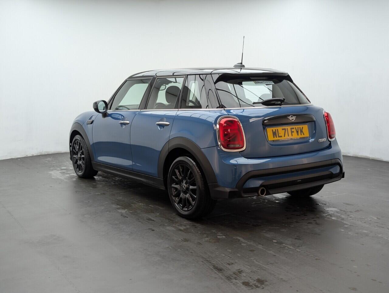 Used MINI Hatch 2021 for sale - 76422747: Photo 6