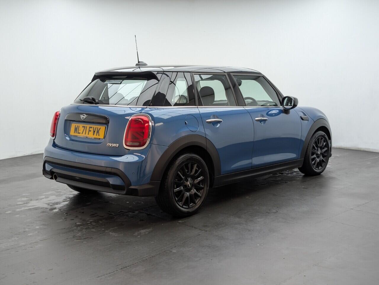 Used MINI Hatch 2021 for sale - 76422747: Photo 8
