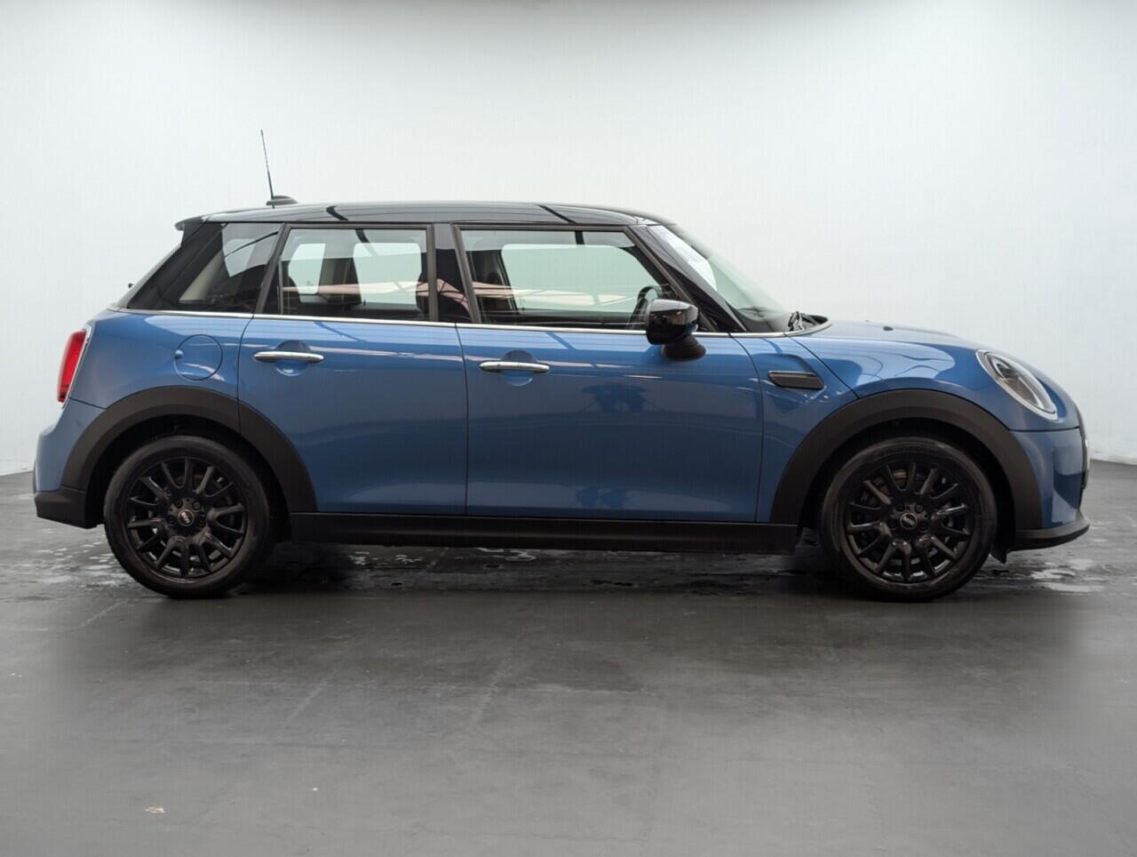 Used MINI Hatch 2021 for sale - 76422747: Photo 9