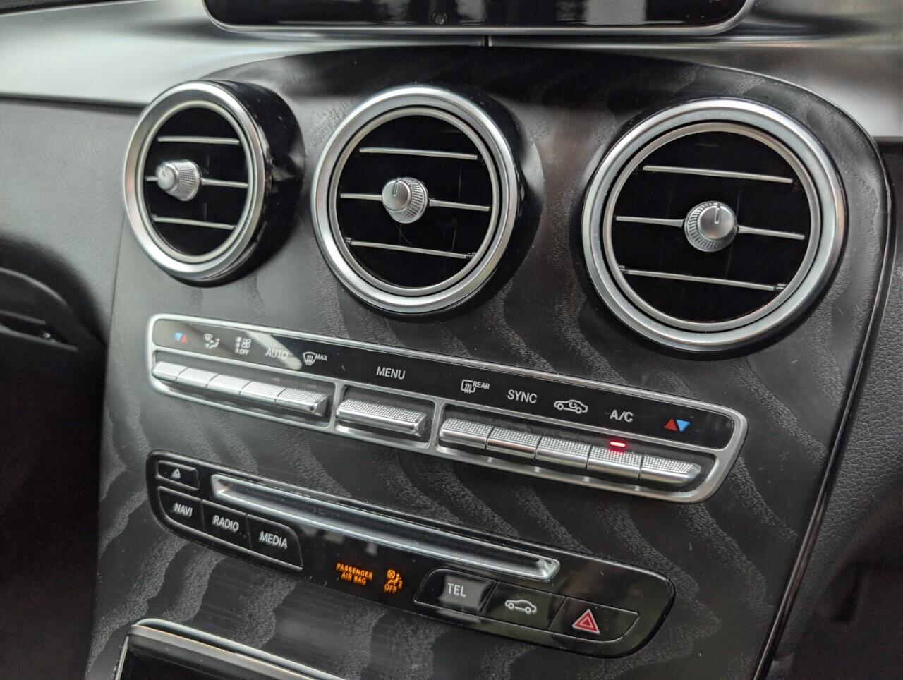 Used Mercedes-Benz GLC 2018 for sale - 77143364: Photo 16