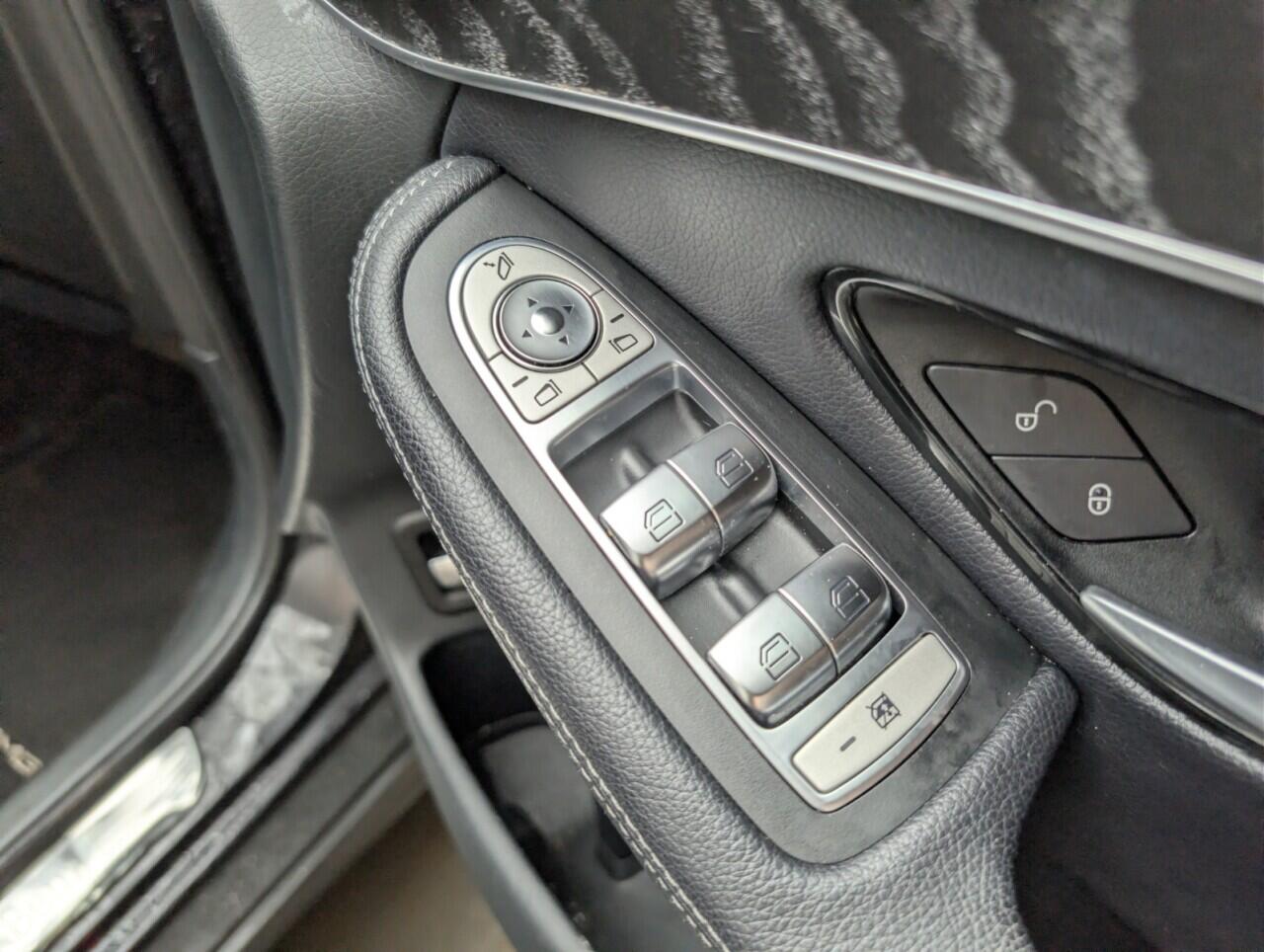 Used Mercedes-Benz GLC 2018 for sale - 77143364: Photo 22