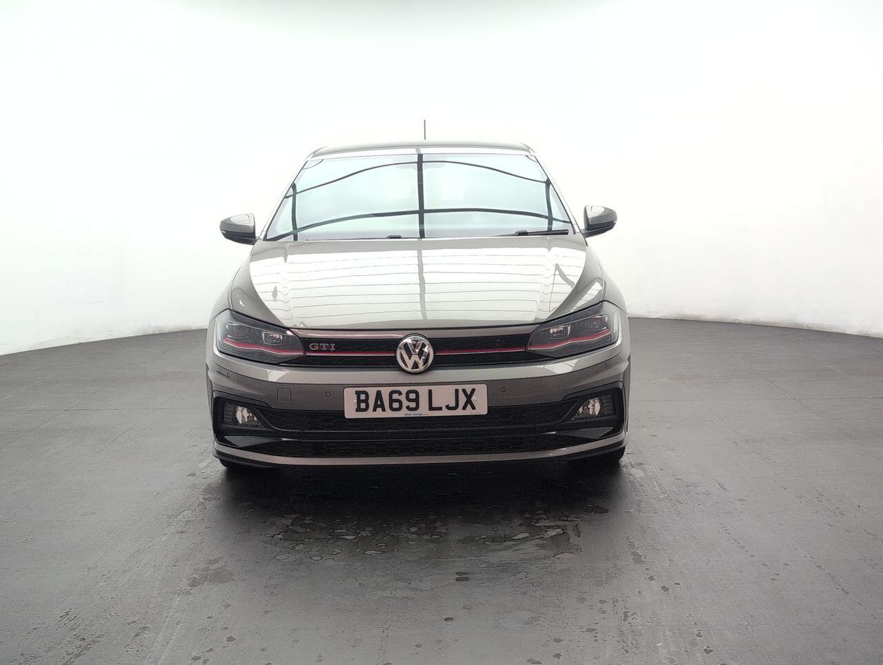 Used Volkswagen Polo 2019 for sale - 76422744: Photo 3