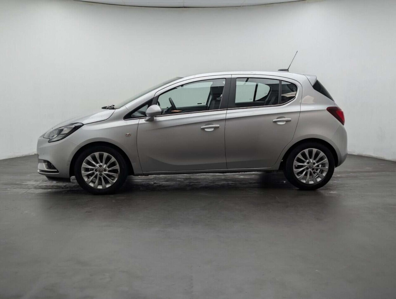 Used Vauxhall Corsa 2017 for sale - 77713999: Photo 5