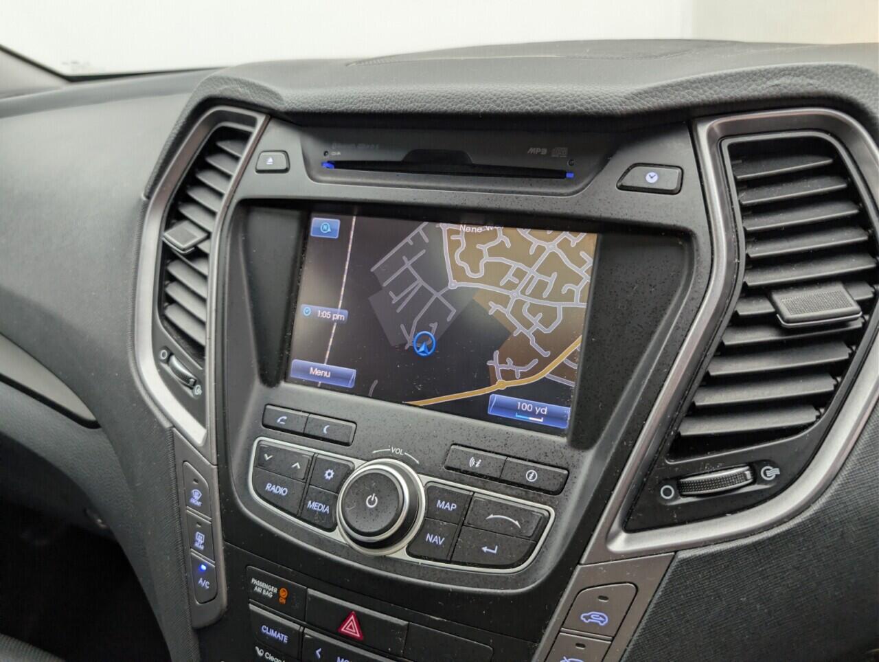 Used Hyundai Santa Fe 2015 for sale - 76424583: Photo 14