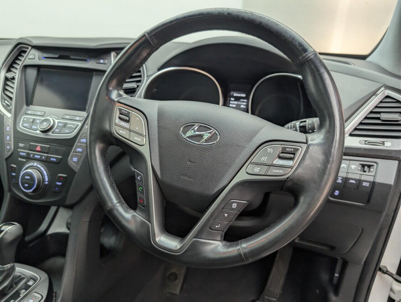 Used Hyundai Santa Fe 2015 for sale - 76424583: Photo 23