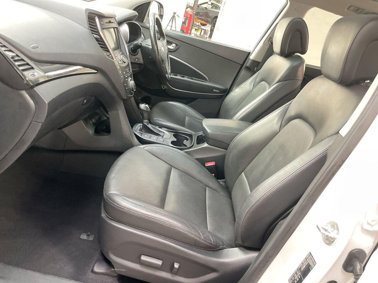 Used Hyundai Santa Fe 2015 for sale - 76424583: Photo 72