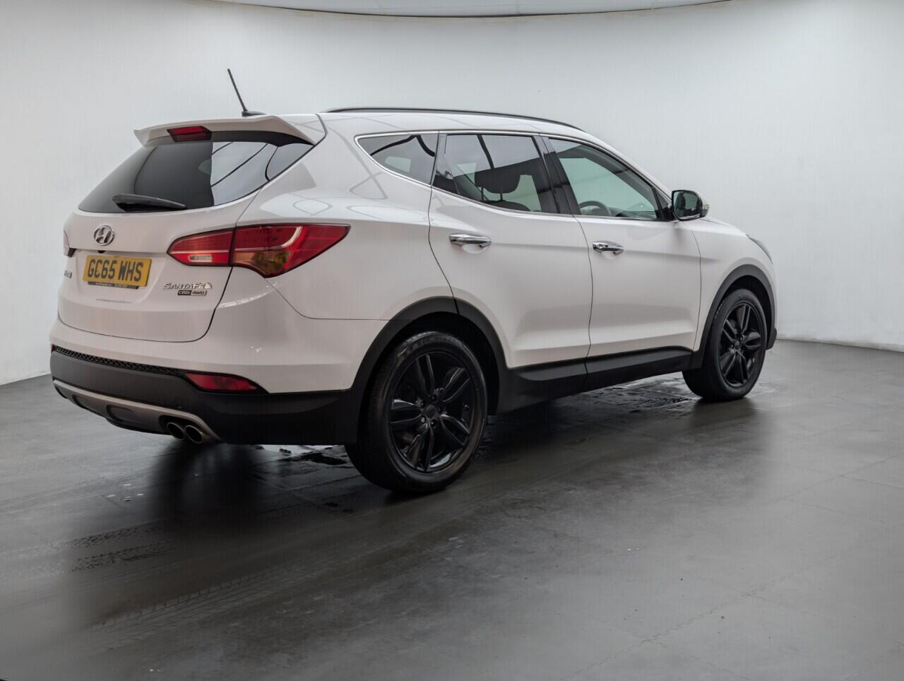 Used Hyundai Santa Fe 2015 for sale - 76424583: Photo 8