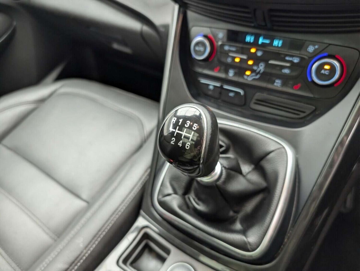 Used Ford Kuga 2018 for sale - 77714037: Photo 16