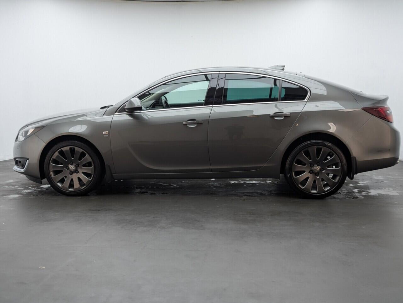 Used Vauxhall Insignia 2016 for sale - 76425483: Photo 5