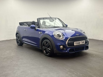 Used MINI Convertible 2019 for sale - 79404935: Photo