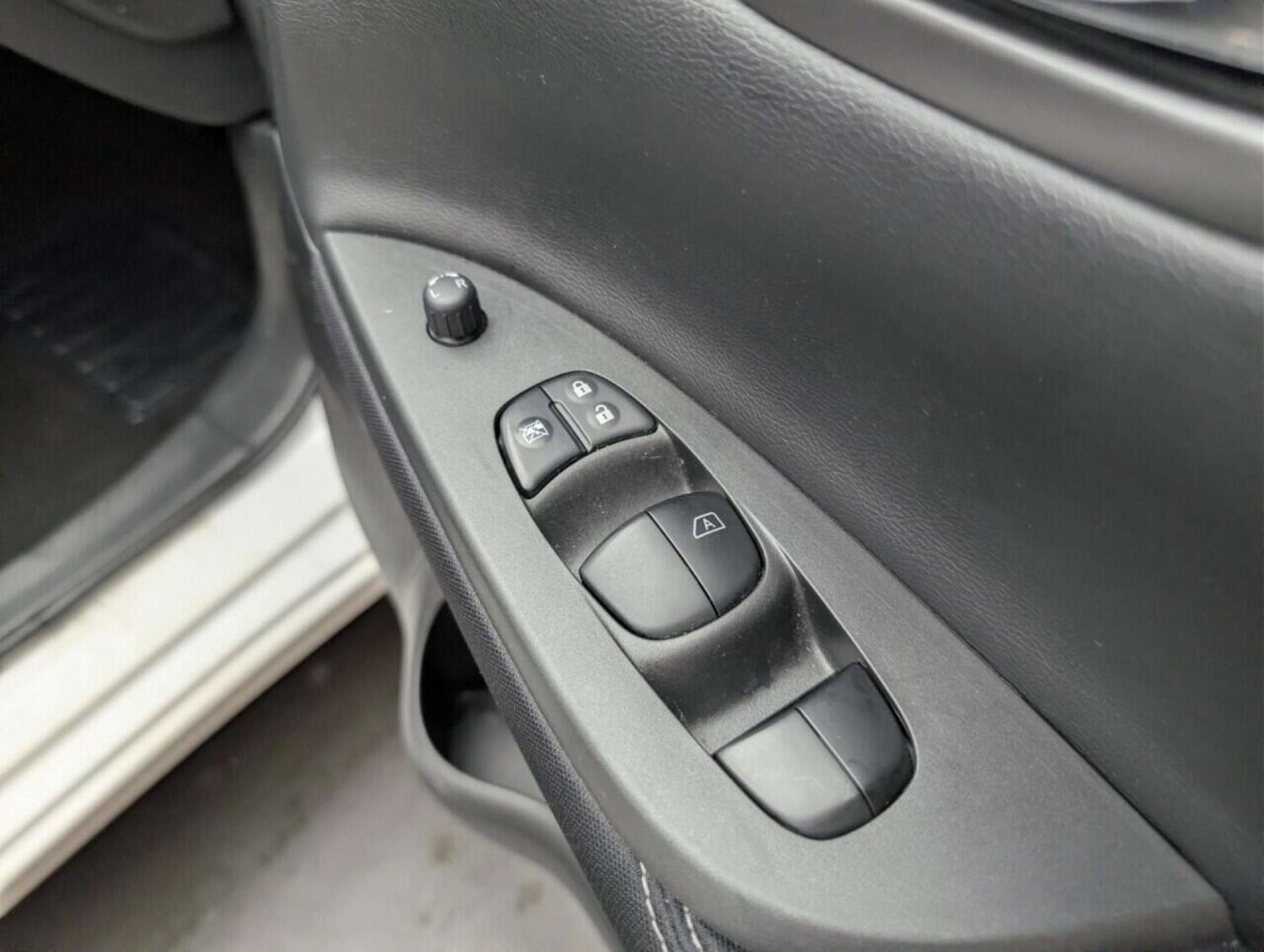 Used Nissan Pulsar 2017 for sale - 77714096: Photo 18