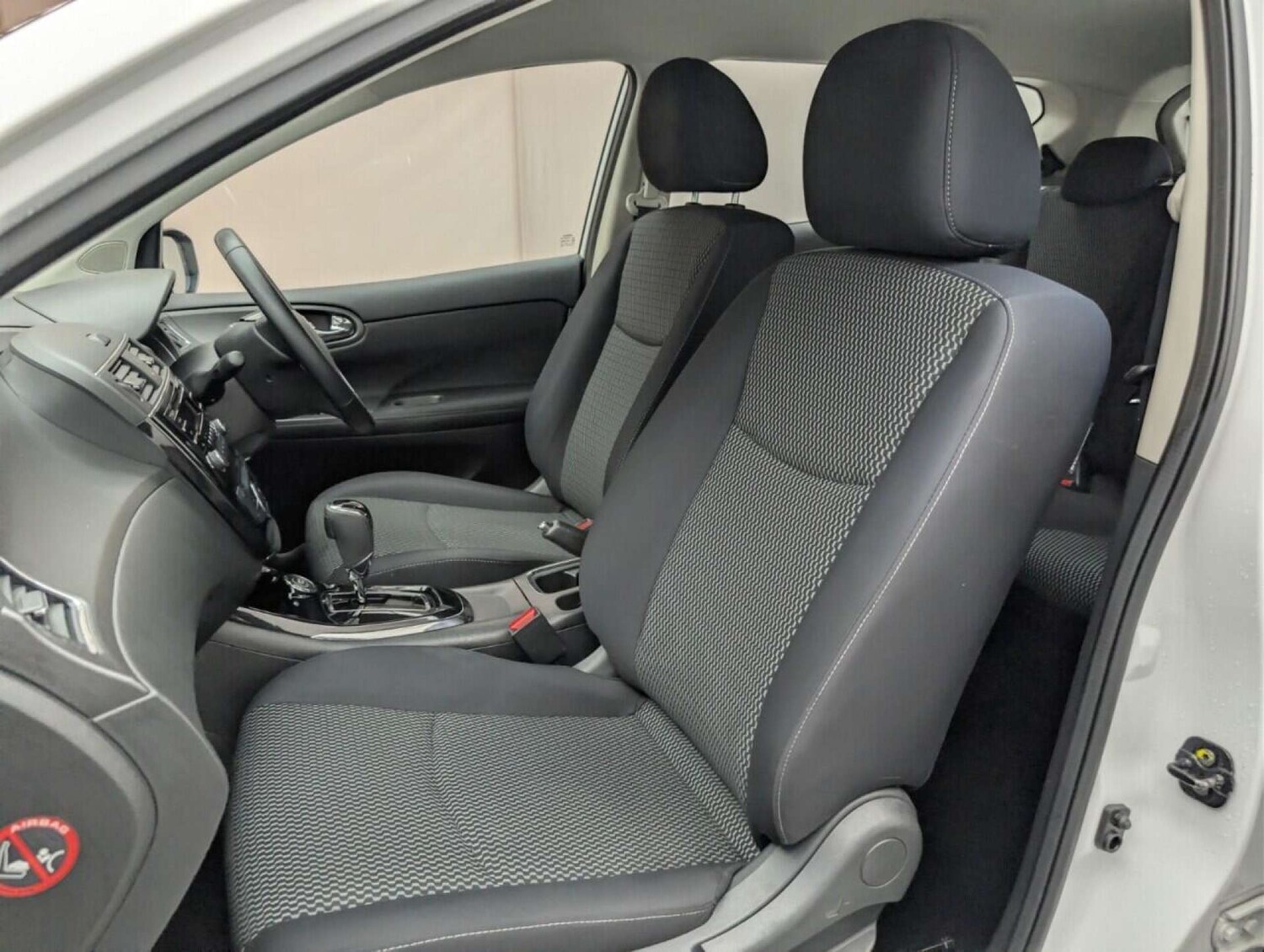 Used Nissan Pulsar 2017 for sale - 77714096: Photo 25