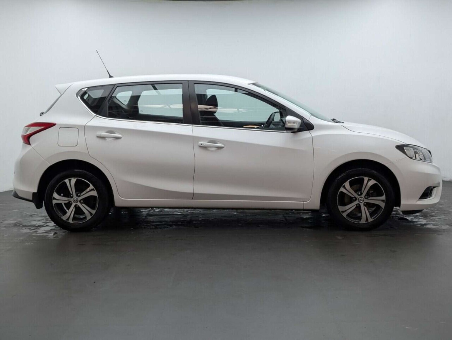 Used Nissan Pulsar 2017 for sale - 77714096: Photo 9