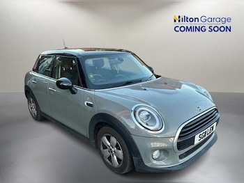 (11) - 1.5 Cooper Classic Hatchback 5dr Petrol Steptronic Euro 6 (s/s) (136 ps) PA