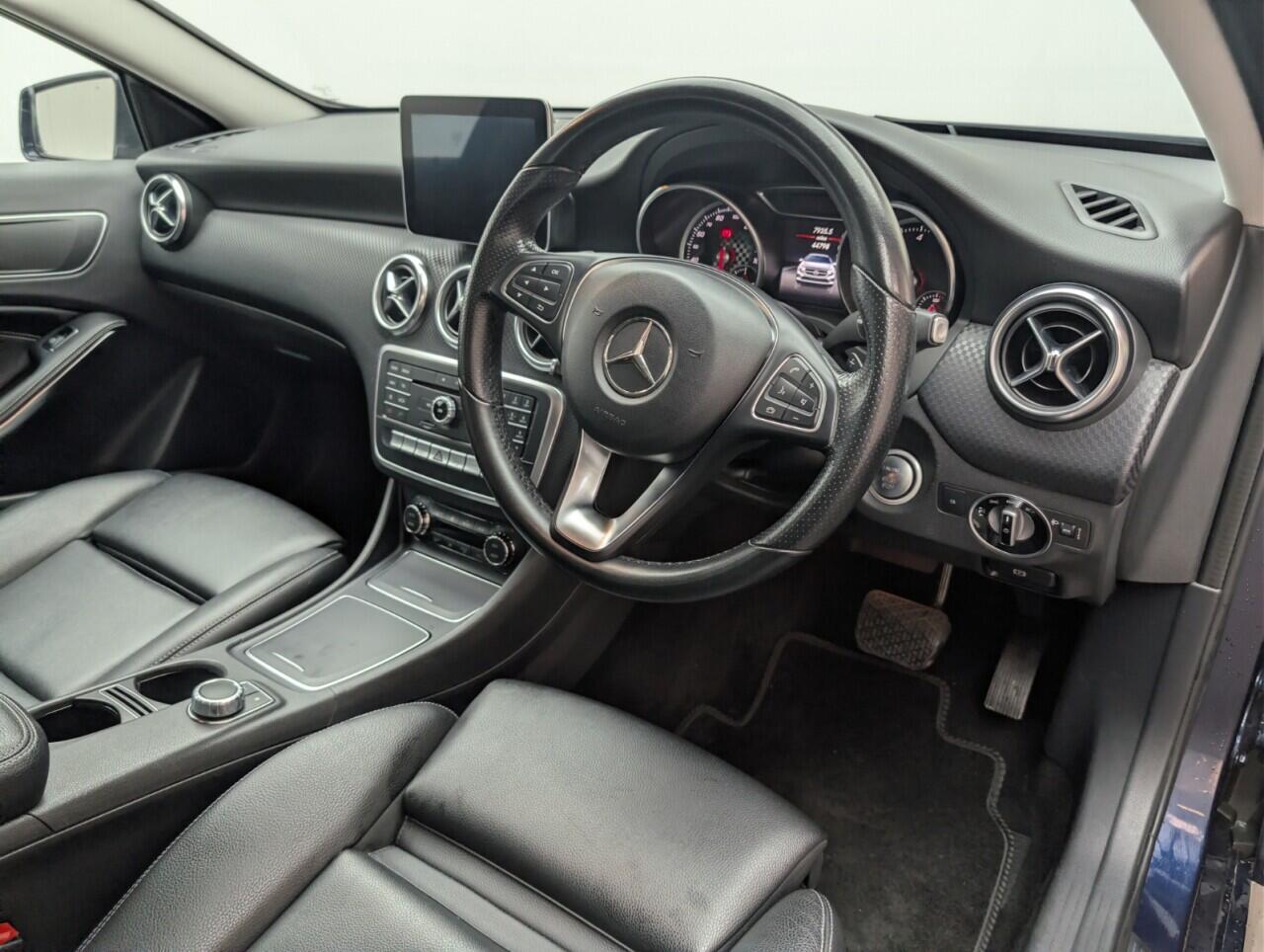 Used Mercedes-Benz A-Class 2017 for sale - 76423158: Photo 11