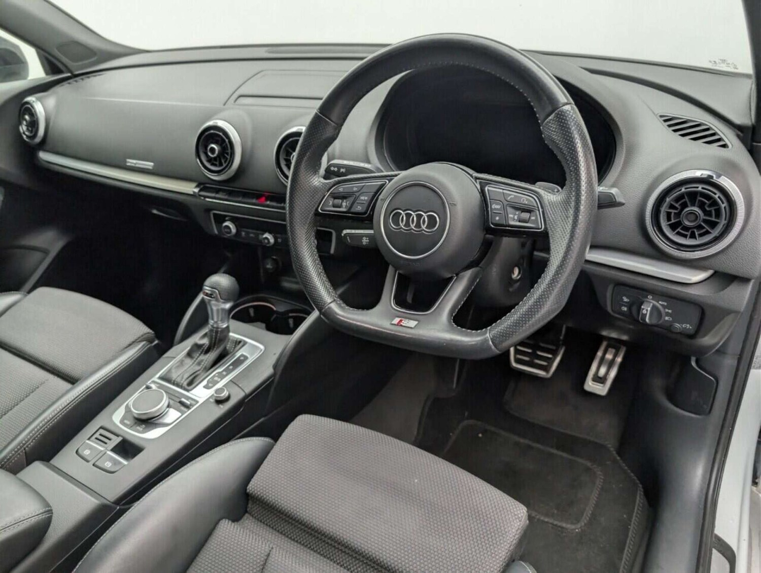 Used Audi A3 2019 for sale - 77714287: Photo 11