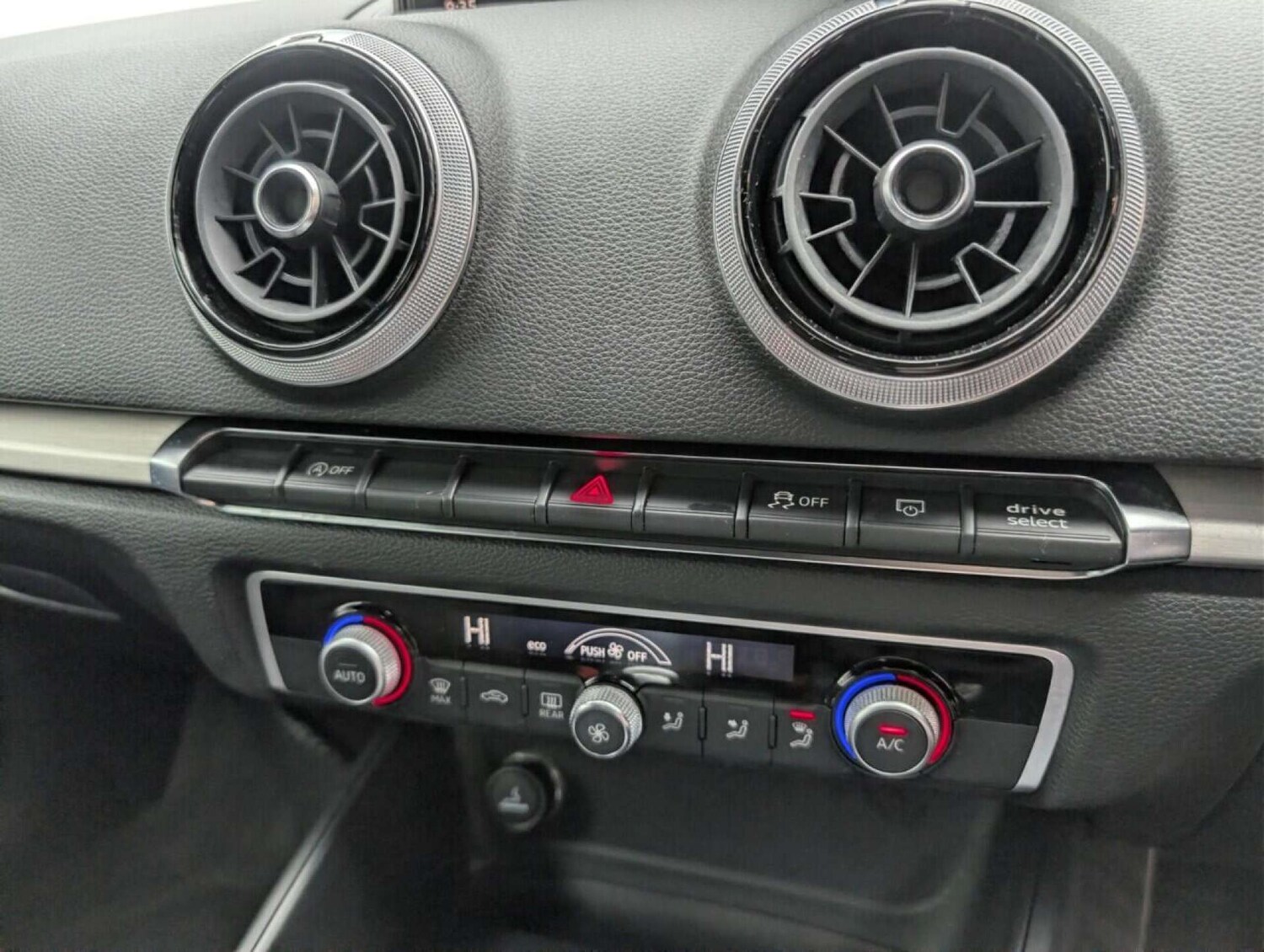 Used Audi A3 2019 for sale - 77714287: Photo 14