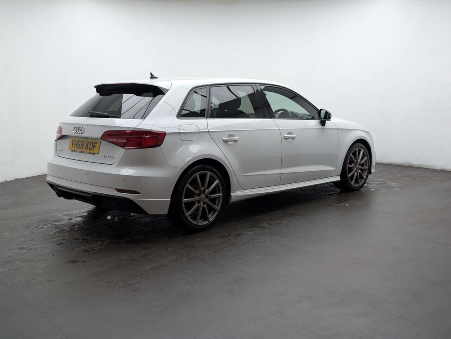 Used Audi A3 2019 for sale - 77714287: Photo 8