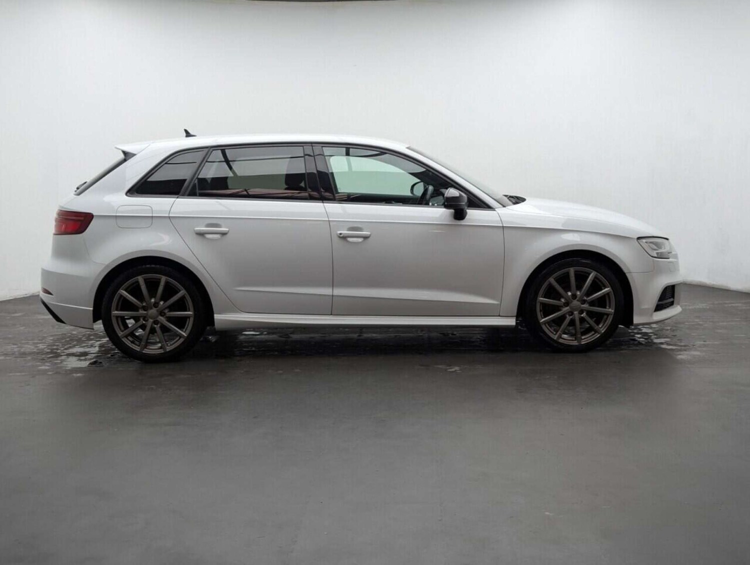 Used Audi A3 2019 for sale - 77714287: Photo 9