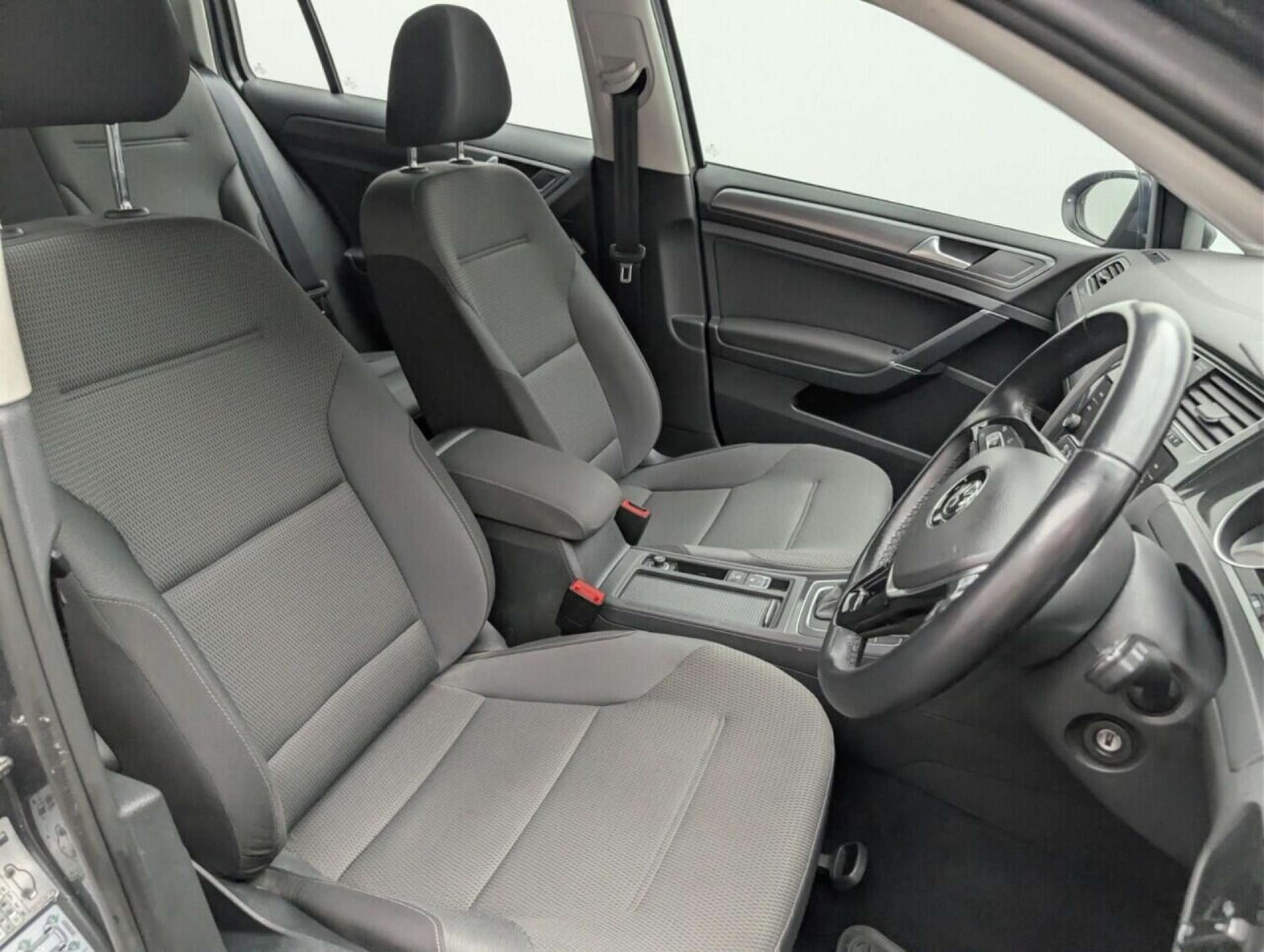 Used Volkswagen Golf 2018 for sale - 77714099: Photo 12