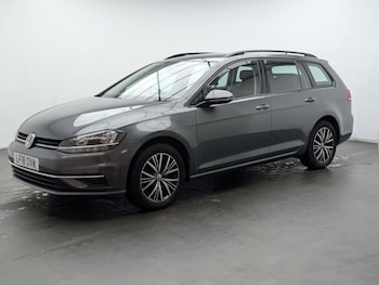 Used Volkswagen Golf 2018 for sale - 77714099: Photo