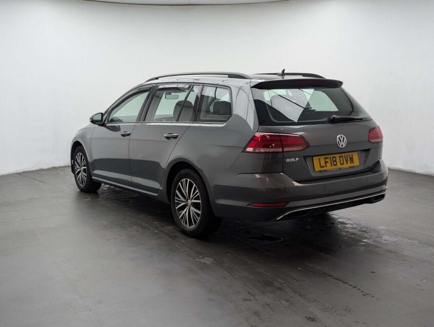 Used Volkswagen Golf 2018 for sale - 77714099: Photo 6