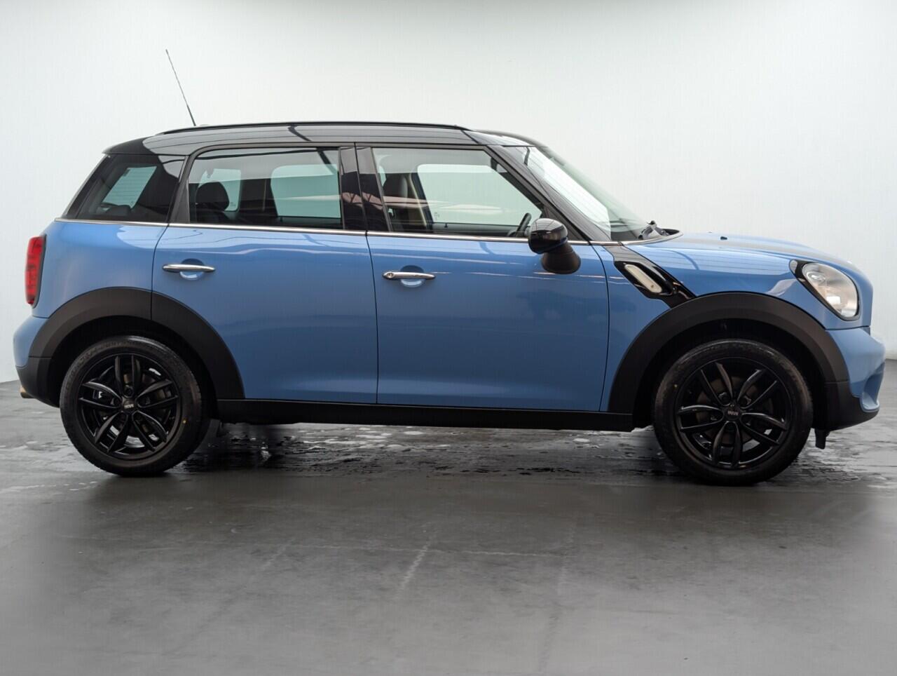 Used MINI Countryman 2016 for sale - 76457421: Photo 9