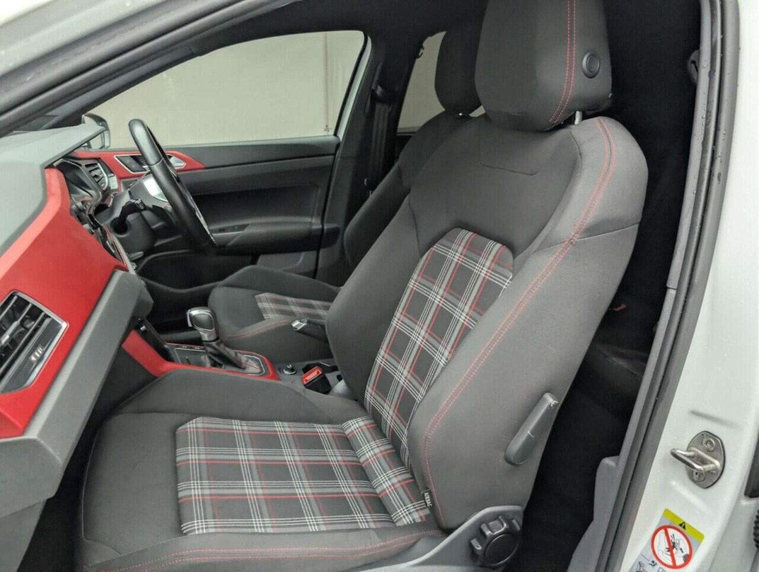 Used Volkswagen Polo 2021 for sale - 77714245: Photo 24