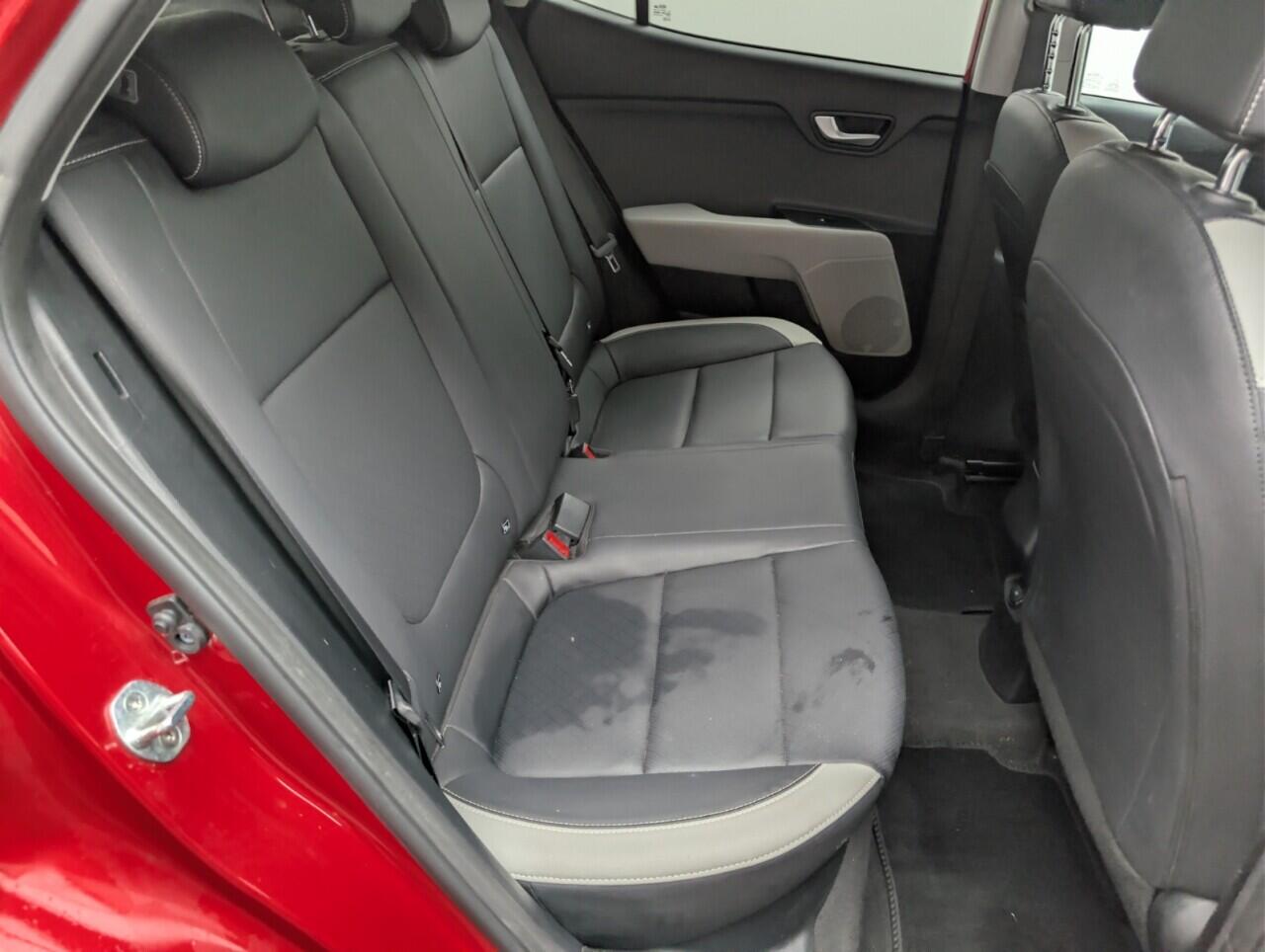 Used Kia Stonic 2019 for sale - 77074528: Photo 25