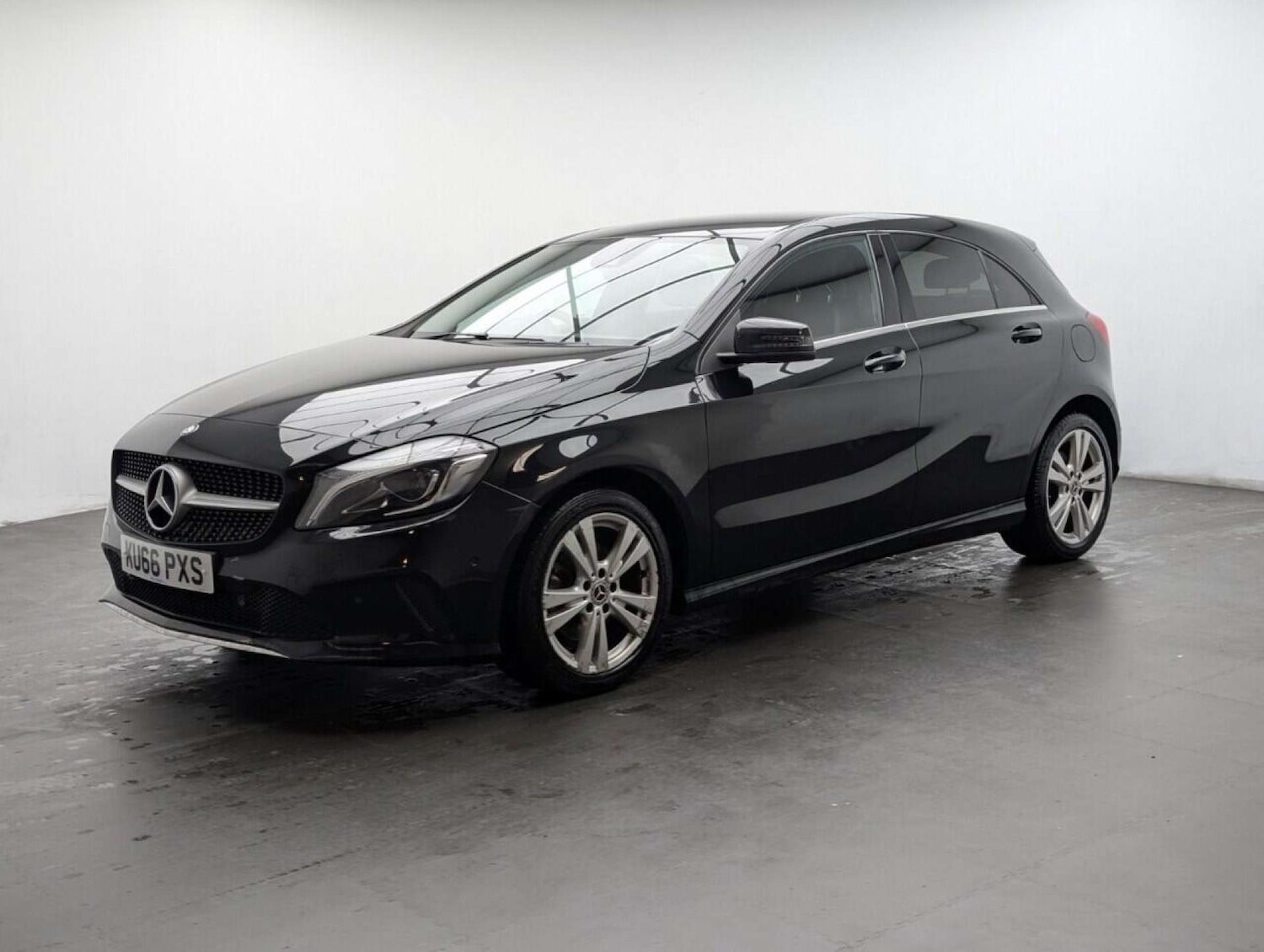 Used Mercedes-Benz A-Class 2016 for sale - 77714406: Photo 4