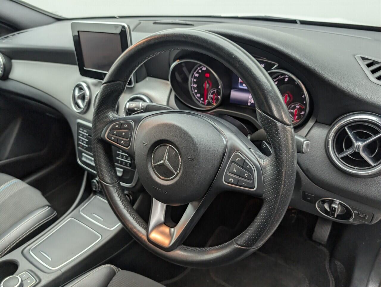 Used Mercedes-Benz CLA 2018 for sale - 77163646: Photo 21