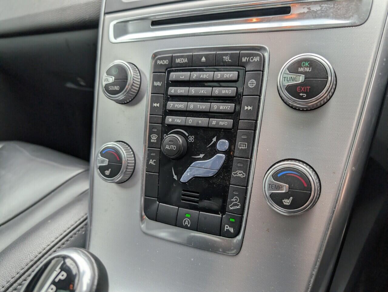 Used Volvo XC60 2017 for sale - 76743378: Photo 15