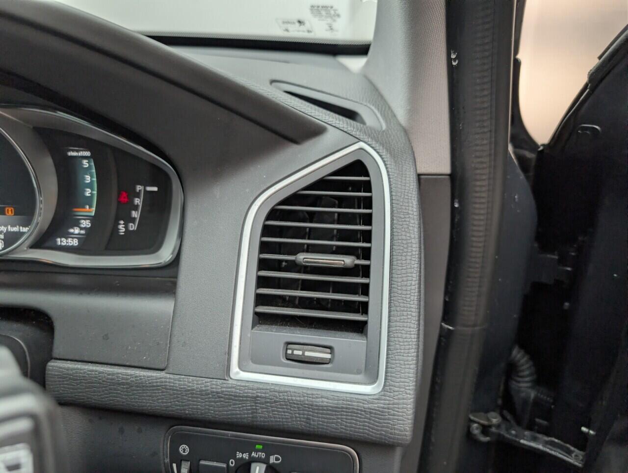 Used Volvo XC60 2017 for sale - 76743378: Photo 20