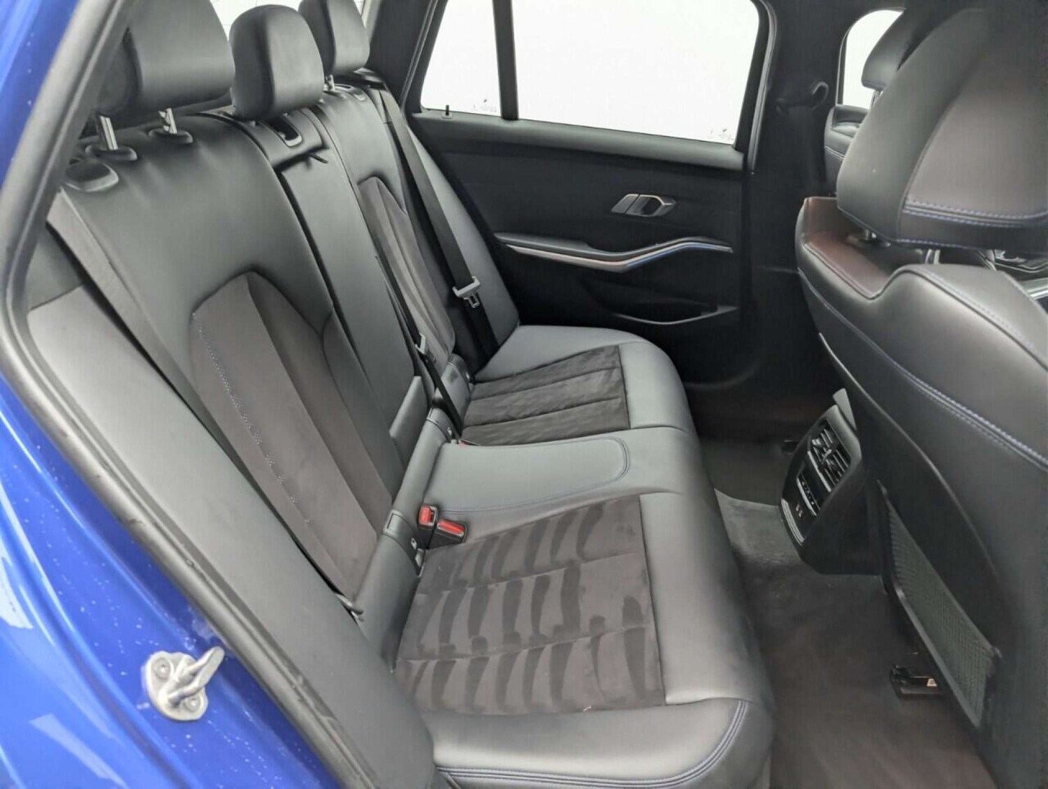 Used BMW 3 Series 2023 for sale - 77713053: Photo 25