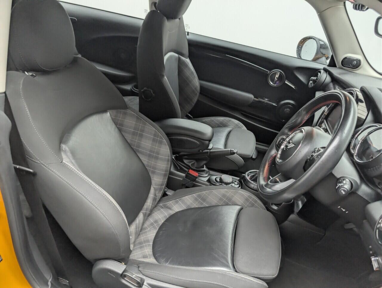 Used MINI Hatch 2017 for sale - 77175582: Photo 12