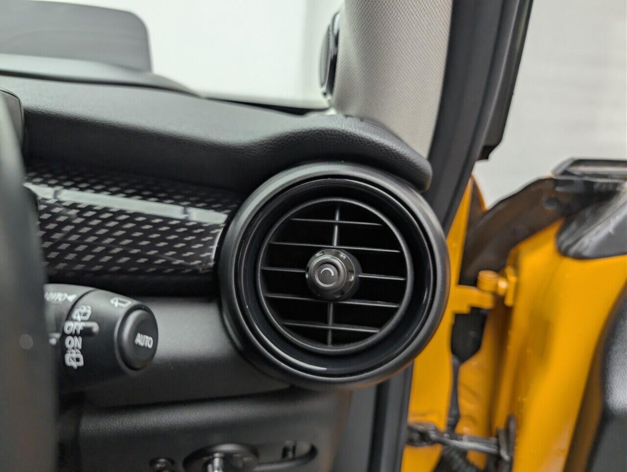 Used MINI Hatch 2017 for sale - 77175582: Photo 20